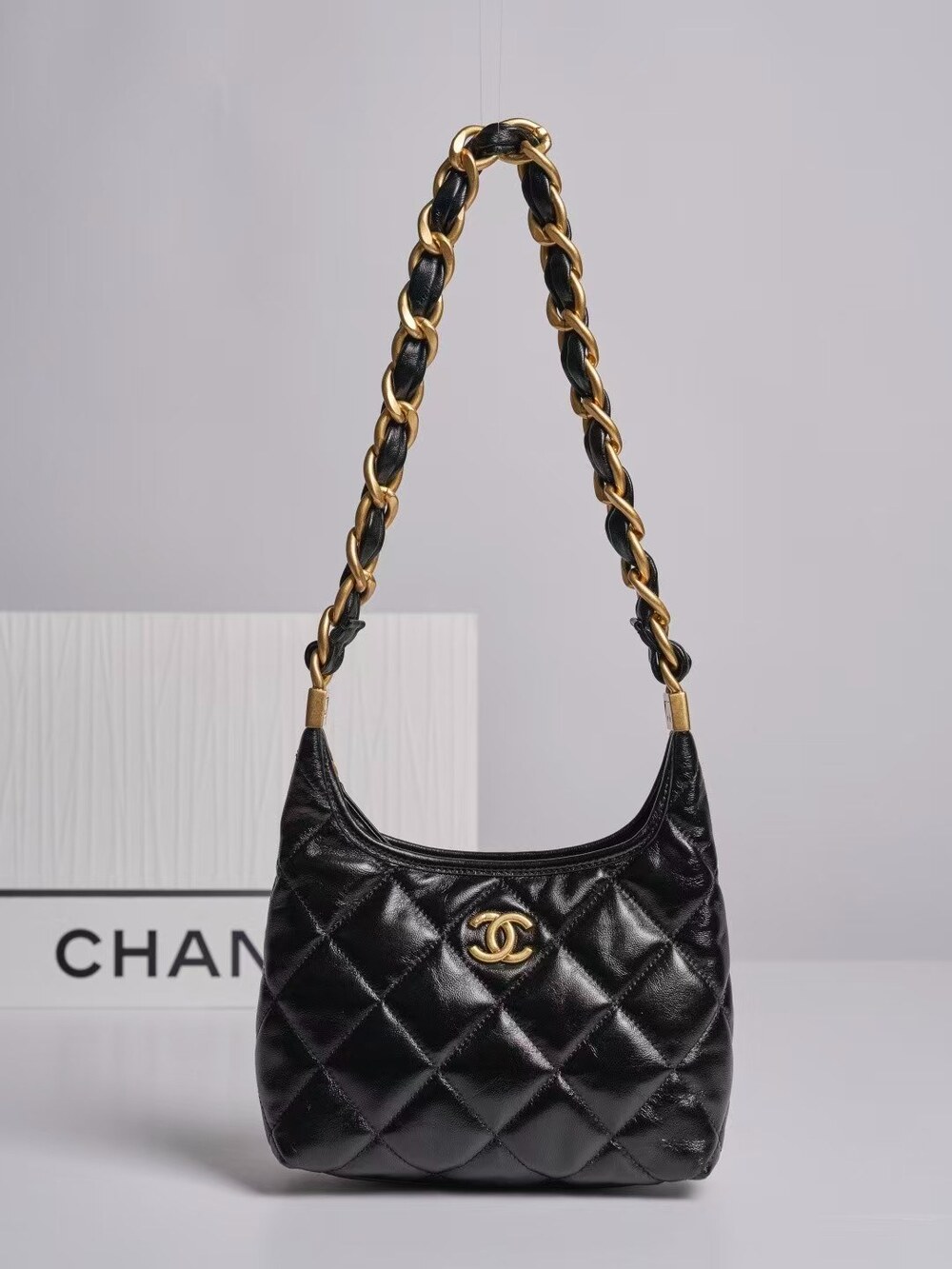 CHANEL HOBO SHOULDER BAG IN SHINY QUILTED CALFSKIN